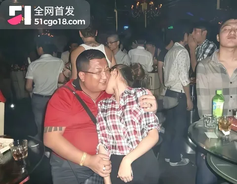 沈阳老佛彻底塌房! 8 沈阳老佛彻底塌房! 8