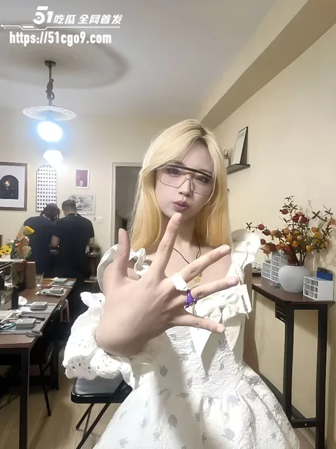 潍坊反差母狗 孟子谦 不雅视频第二弹 3 潍坊反差母狗 孟子谦 不雅视频第二弹 3