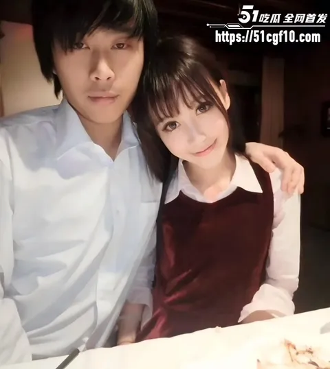 卢本伟闪婚巴旦木公主高调晒证014 卢本伟闪婚巴旦木公主高调晒证014
