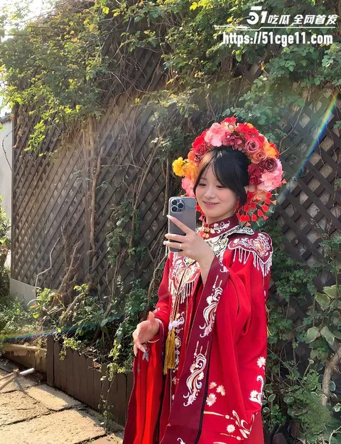 奶茶店兼职小妹 超爱约炮玩3p 3 奶茶店兼职小妹 超爱约炮玩3p 3