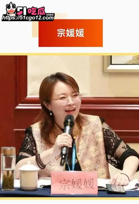 如皋吾悦广场抓小三 8 拷贝 如皋吾悦广场抓小三 8 拷贝