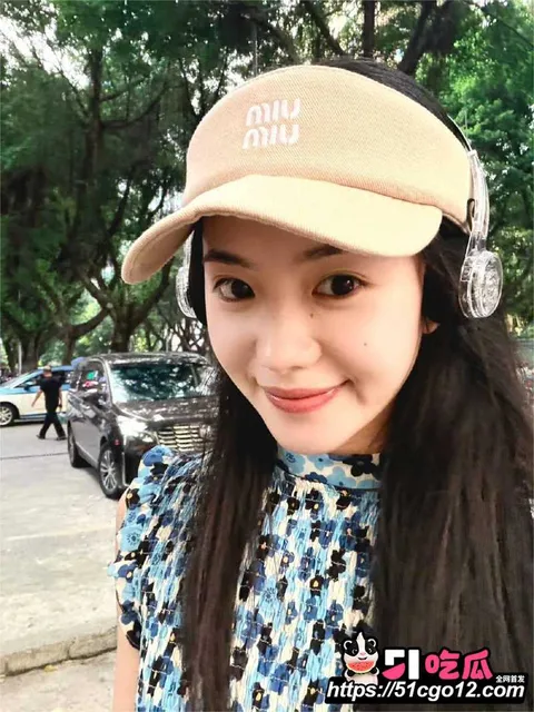 女艺人韩沛颖直播怒曝刘浩存上位史 18 女艺人韩沛颖直播怒曝刘浩存上位史 18