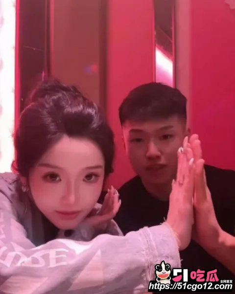 抖音网红巴旦木公主与卢本伟闪婚翻车020 抖音网红巴旦木公主与卢本伟闪婚翻车020