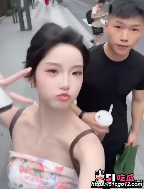 抖音网红巴旦木公主与卢本伟闪婚翻车022 抖音网红巴旦木公主与卢本伟闪婚翻车022